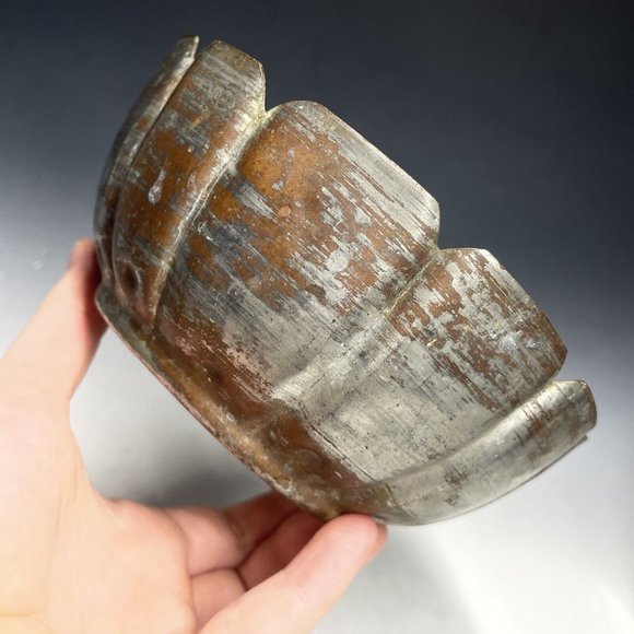 Mid-Century Silvered Copper United Arab Republic Middle Eastern Incised Bowl - Picture 11 of 16